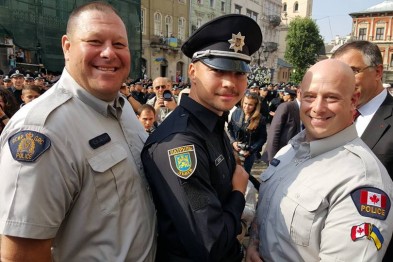 Аваков показав фото тих, хто тренував нових патрульних поліцейських у Львові (ФОТО)